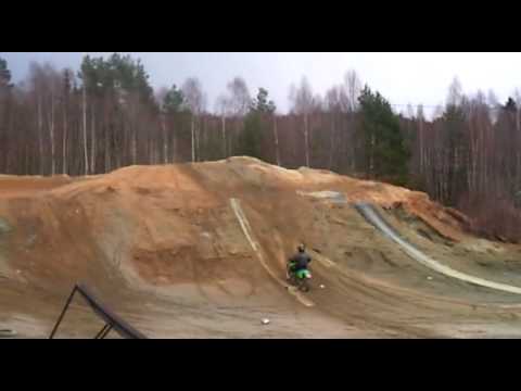 Lite hopp p nyberget/sligen 2010