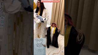 Dubai Royal Family Lovely Life Style Beautiful Flower Vase Drawing