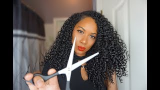 In this video i share how layer & trim my curly hair at home. is a
quick, easy, affordable method to use if you want cut your own hair.
ple...