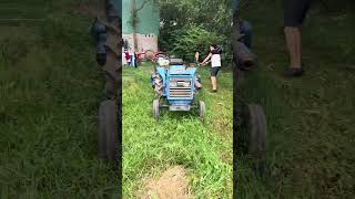 Máy phát cỏ tự hành động cơ xăng mitsubishi 8hp đời cổ