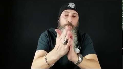 How to apply beard balm with Skully