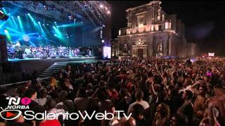 Video thumbnail of "Concertone de La Notte della Taranta 2011: Kali Nifta con Emanuele Licci e Antonio Amato"