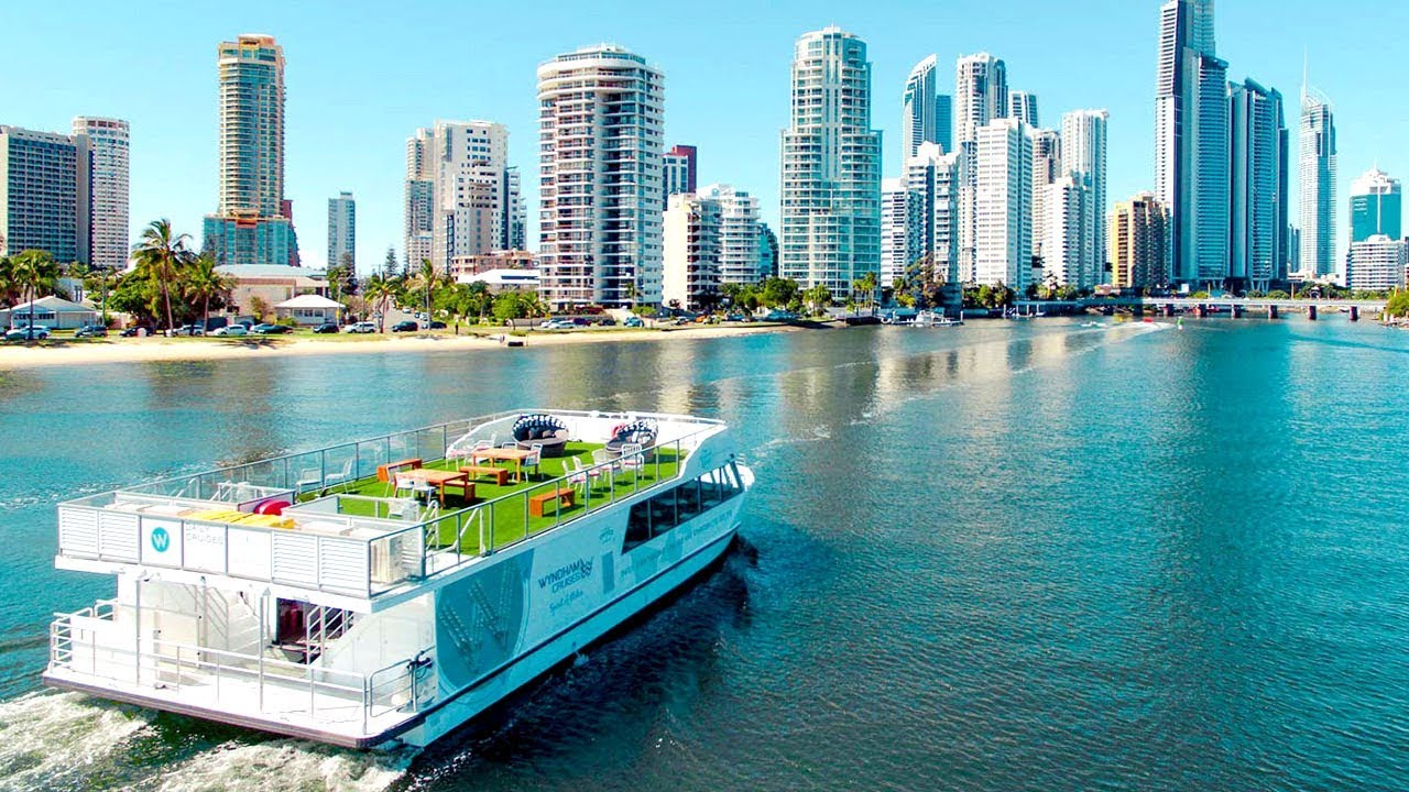 luxury cruise gold coast