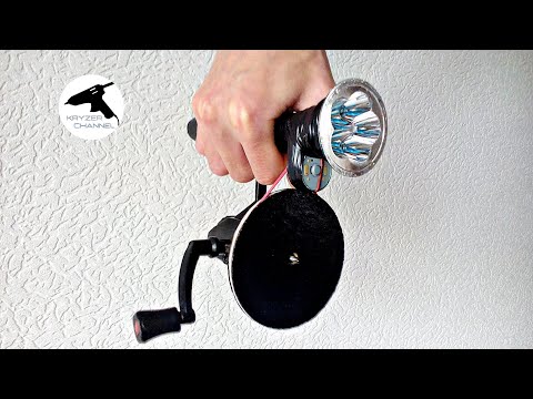 Видео: Як зробити вічний фонарик без батарейок / How to make a flashlight without batteries