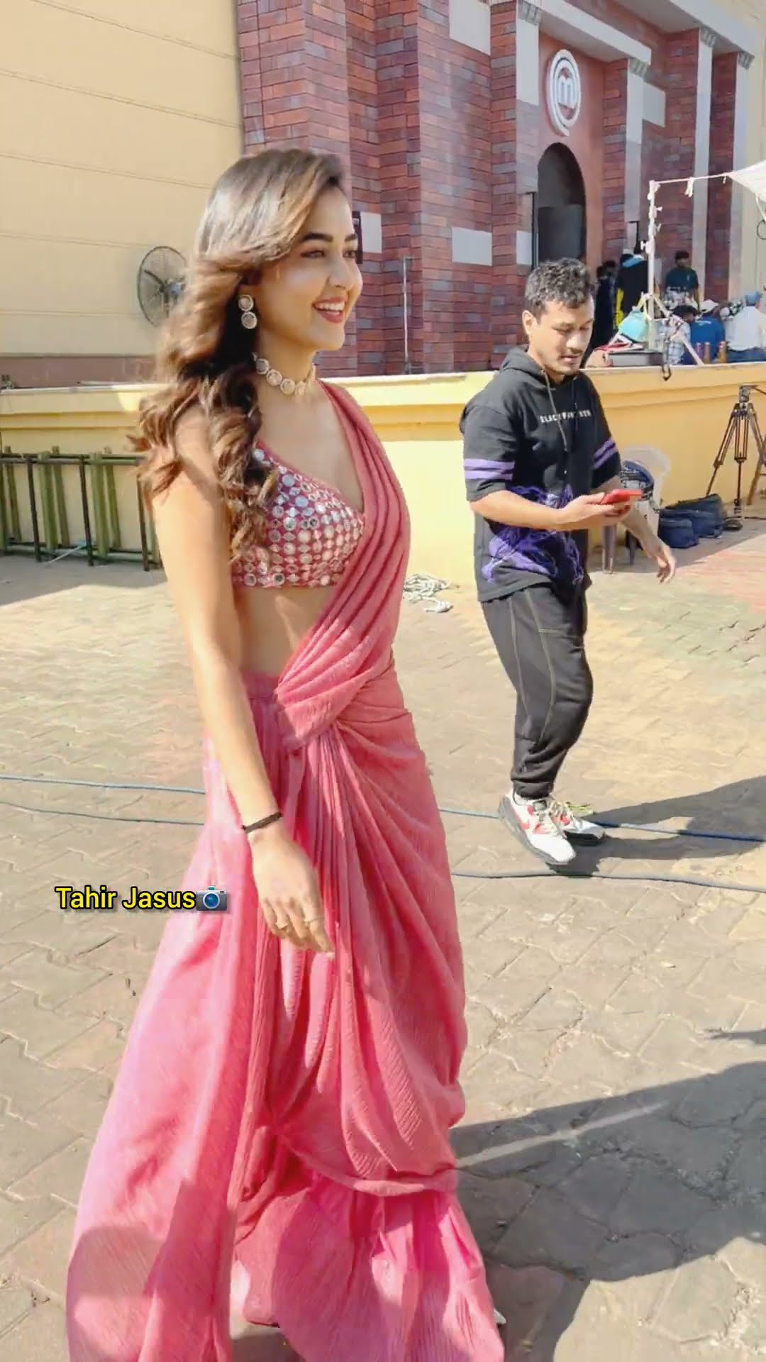 Mast L??k. #tejassviprakash #Bb #biggboss #shorts #tahirjasus