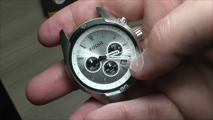 Как заменить батарейку в часах fossil