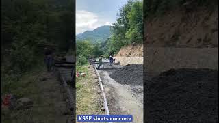 Efficient Concrete Pouring for Local Road Projects | #RoadWork #ConcreteTechniques #ConstructionTips