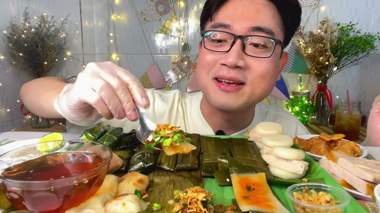 Phú Foody Mukbang Mâm Bánh Mặn Siêu Ngon (Mukbang Cut Ver)