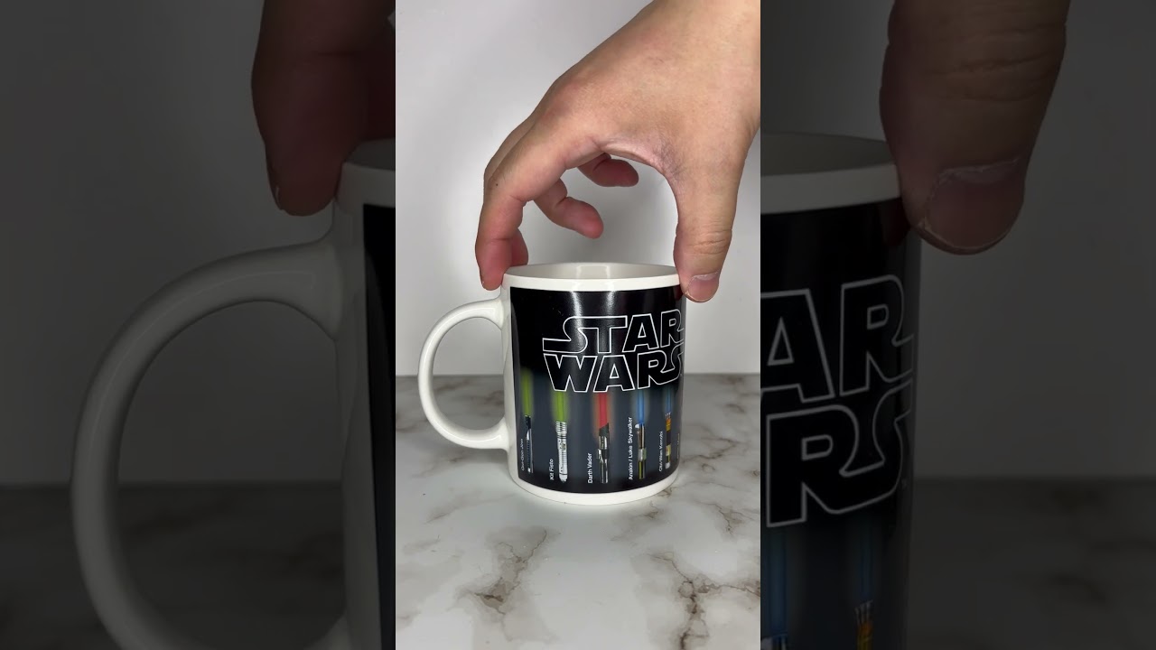 ライトセーバーマグカップにお湯を注ぐだけの映像 #starwars #スター