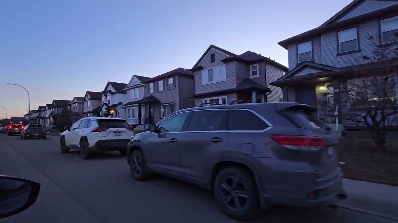 Calgary Drive 🇨🇦 | Exploring Quiet Neighborhoods, Houses & Streets||Житлові райони Калгарі