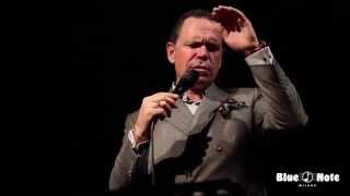 Video thumbnail of "Kurt Elling - Where the Streets Have No Name - Live @ Blue Note Milano"