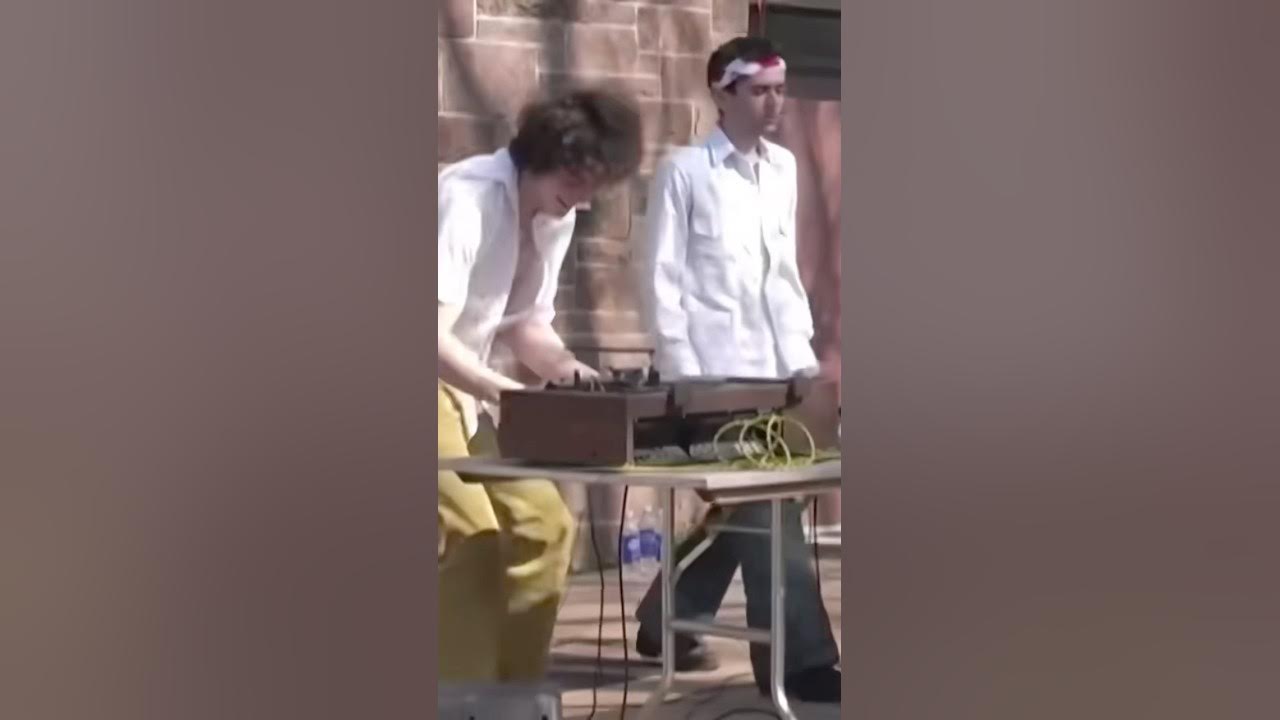 Back where it all started. @whoismgmt performing "Kids" in 2003 at Wesleyan University π₯ #MGMT Back where it all started. @whoismgmt performing "Kids" in 2003 at Wesleyan University π₯ #MGMT