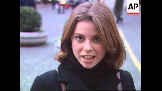 Italy - Reactions to Clinton sex scandal