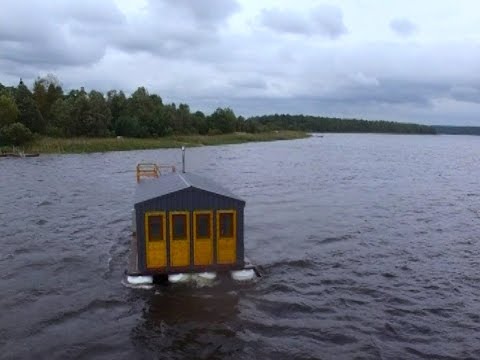 Жизнь на воде в Петербурге