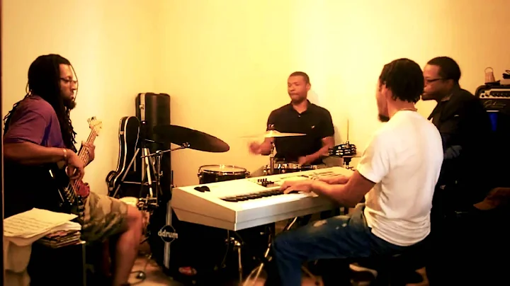 Darryl Reeves - Lights Shine In Little 5 - ATL
