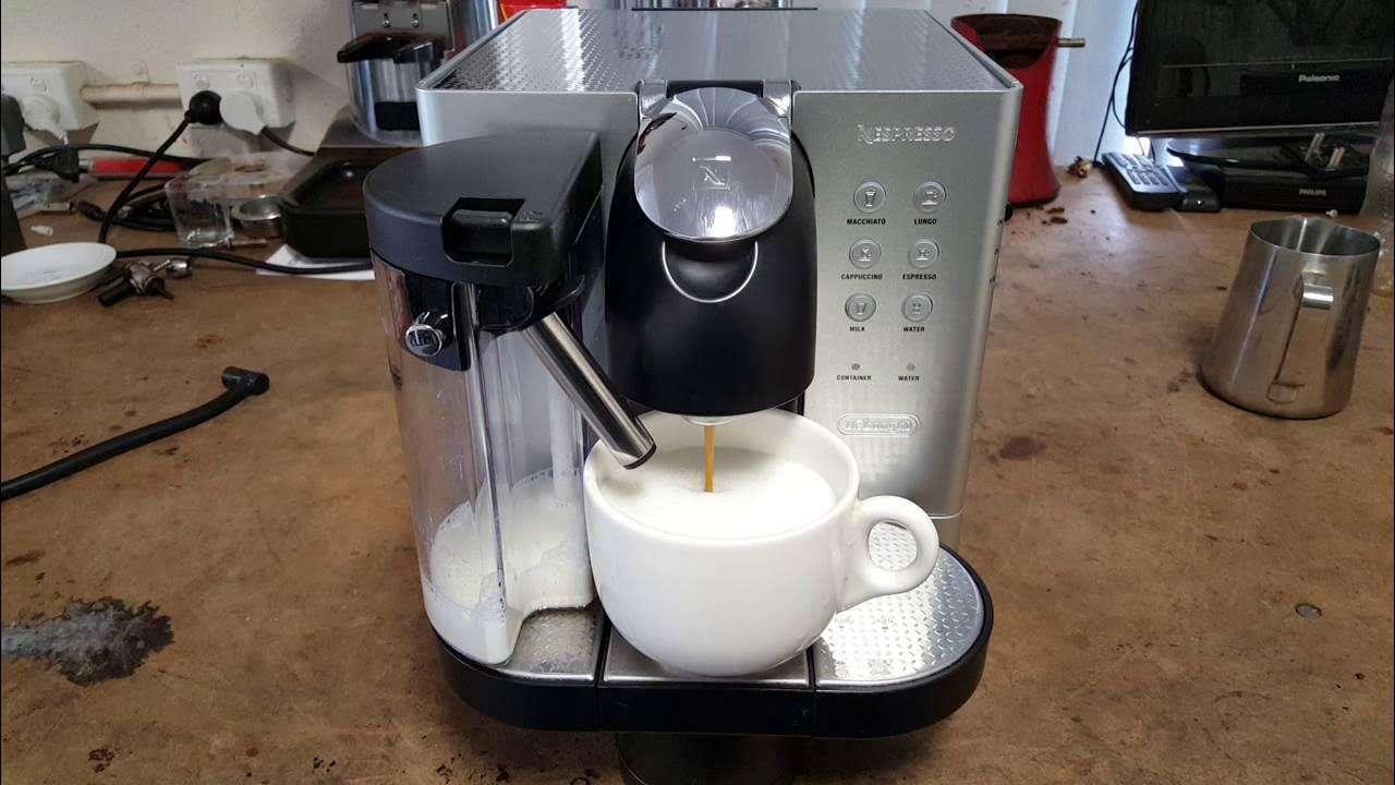 DeLonghi EN720M Nespresso coffee machine - YouTube