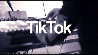 Mr Pit - Tiktok Studio Performance