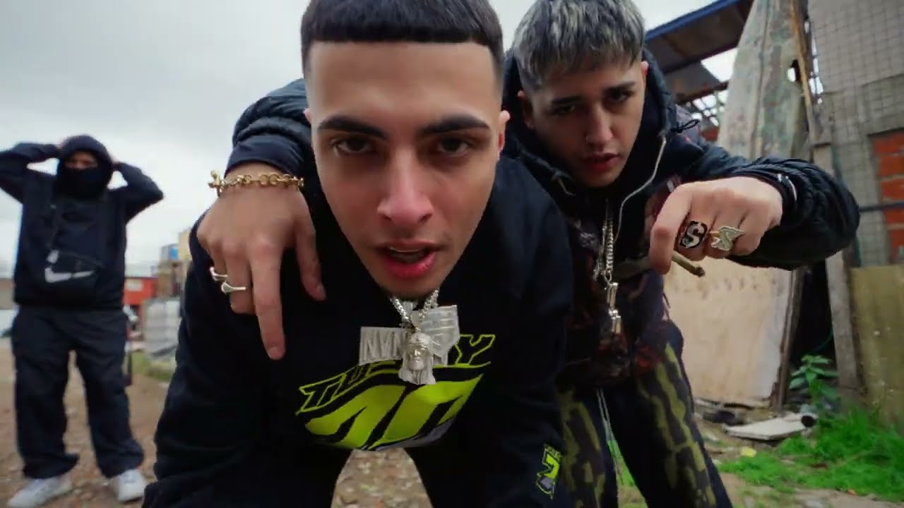 SOYTURISTA - RED POINT (prod KOKI LS) auf YouTube ansehen SOYTURISTA - RED POINT (prod KOKI LS) auf YouTube ansehen