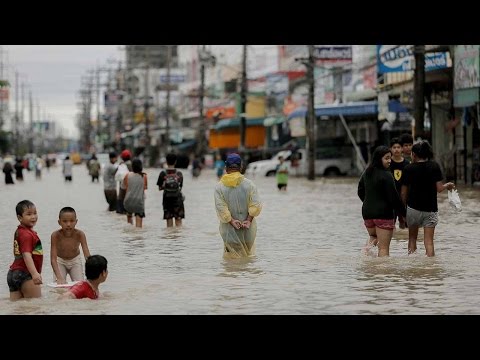 Flash floods kill 18 in southern Thailand