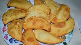 Gujiya Holi Special Dish Recipe (गुजिया)