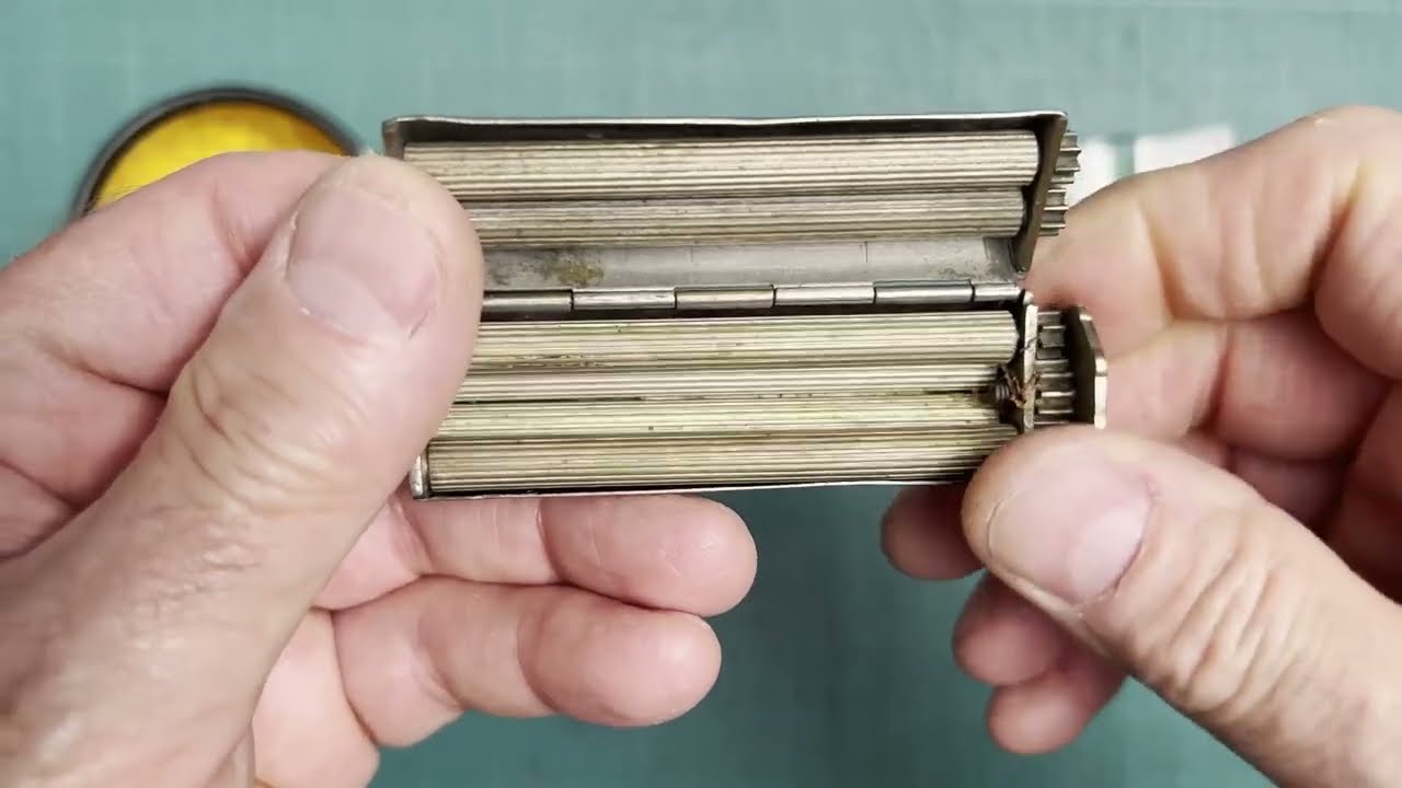 concinnum cigarette rolling machine This aptly named Concinnum Machine takes hand rolling to a new level