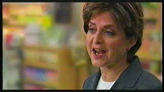 HyVee Dietitian Rochelle Gilman - 2004