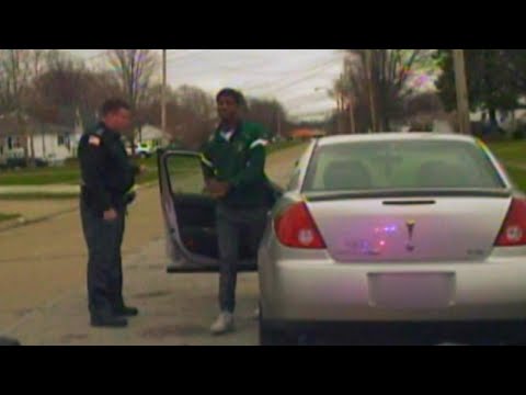 Cop Fired After Pulling Over Daughter’s Boyfriend’s Car