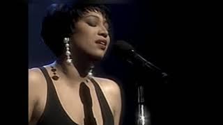 Lisa Fischer 'How Can I Ease The Pain' live! It's Showtime at the Apollo! BEST QUALITY ON YOUTUBE!!!