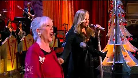 Mariah Carey & Patricia Carey - O Come All Ye Faithful (Live at ABC Christmas Special)