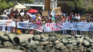 Mayotte: des manifestants huent Élisabeth Borne pendant sa visite | AFP Images