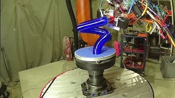 KUKA robot 3D printing fancy geometry