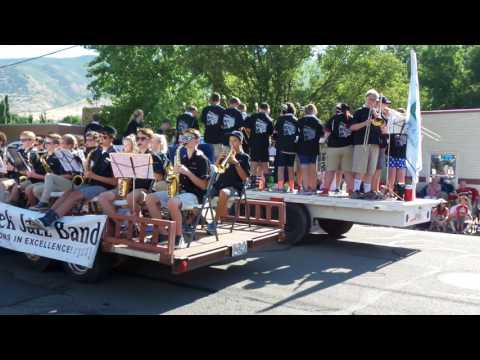Millcreek Junior High School - Centerville Parade 2017