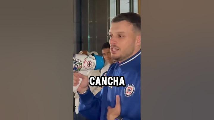 Martin #Anselmi habla con la afición tras la serenata #CruzAzul vamos por la remontada