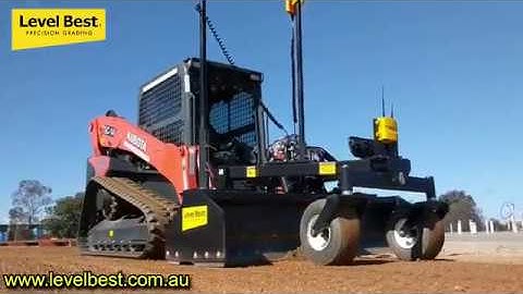 Level Best Australia - Box Blade Demo with Joe