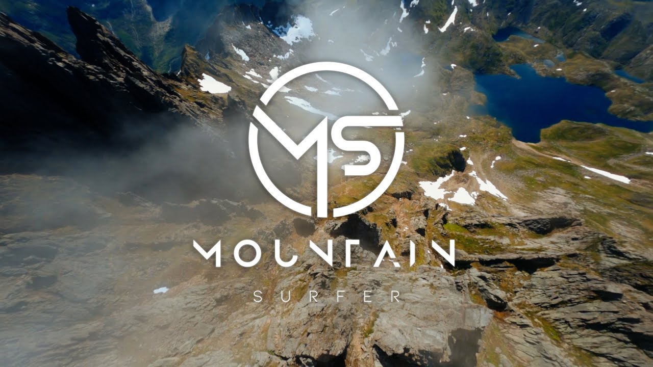 Flying in the insane Norwegian mountains 