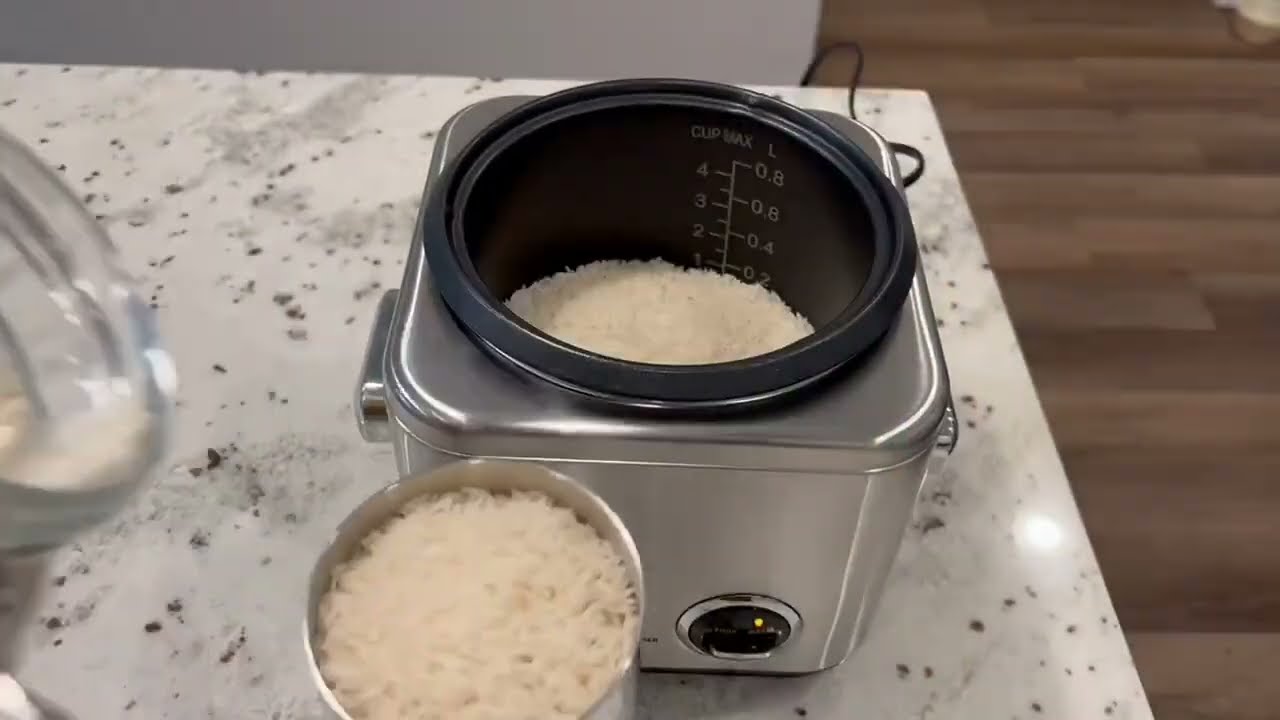 Cuisinart Rice Cooker CRC 400 + 800 - YouTube