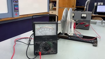 Demonstration - Charging Up a Parallel Plate Capacitor