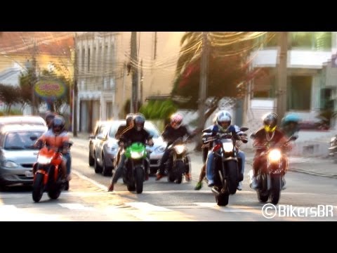 Kawasaki Z750, CB600F Hornet CB1000 GSX650F Bandit - Sounds, Accelerations and Revs!