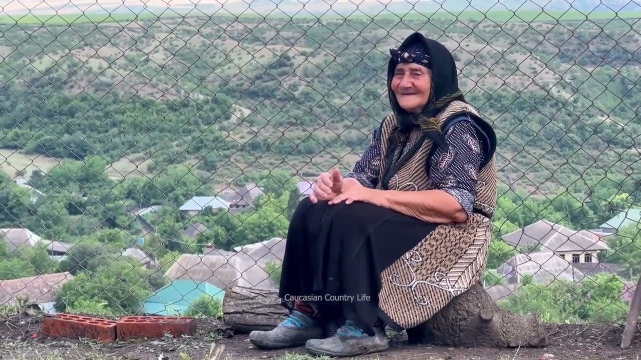 Cooking with Grandma / Traditional Cooking Silent Vlog / Simple Living Rural Area