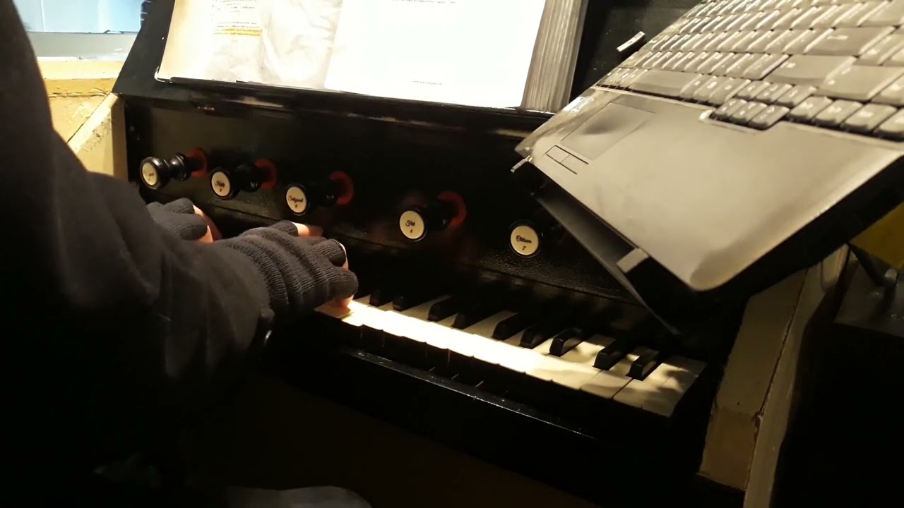 Pan wieczernik przygotował (mel. warmińska)