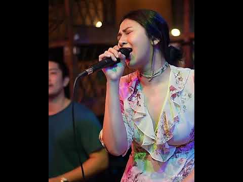 ก้อนหินก้อนนั้น   โรส ศิรินทิพย์ I by เอย SweetHours  Chill music & restaurant