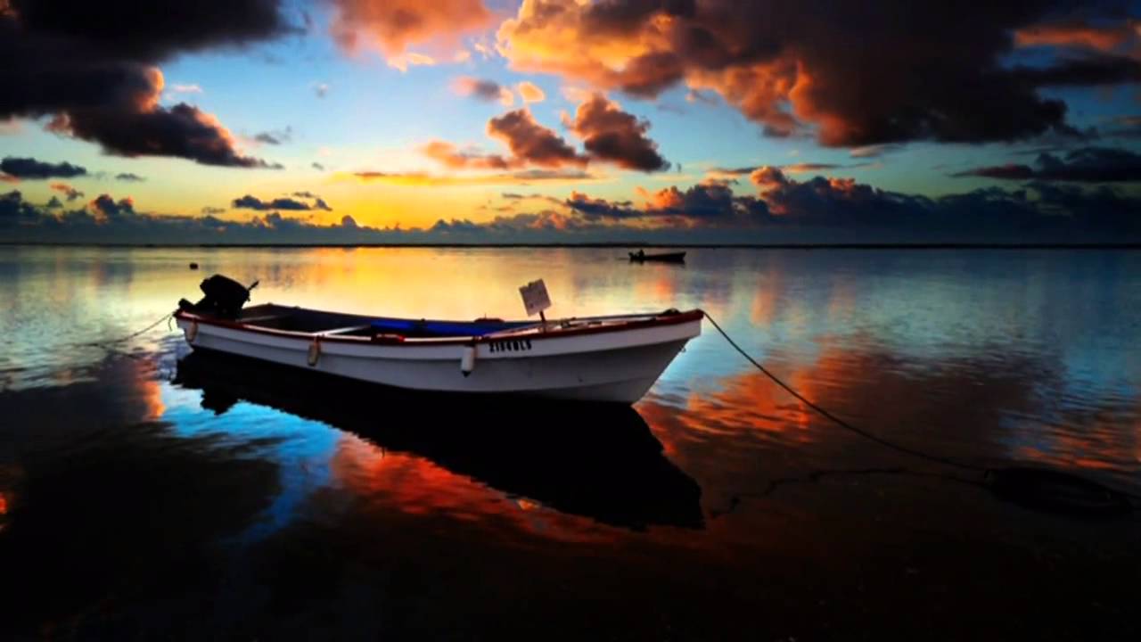 Смотреть «Leon Gieco - donde caen los sueños» на YouTube Смотреть «Leon Gieco - donde caen los sueños» на YouTube