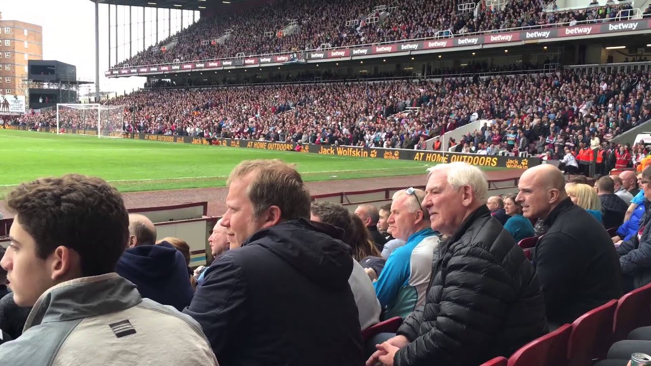 Boleyn Stunned by ANOTHER world class free kick from Payet soccer mommy