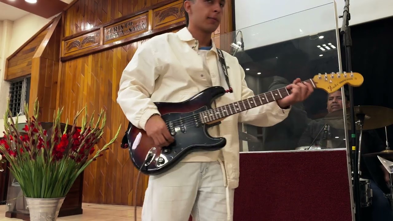 Rooftops | Jesus Culture | Judah Cruz Guitar Cam