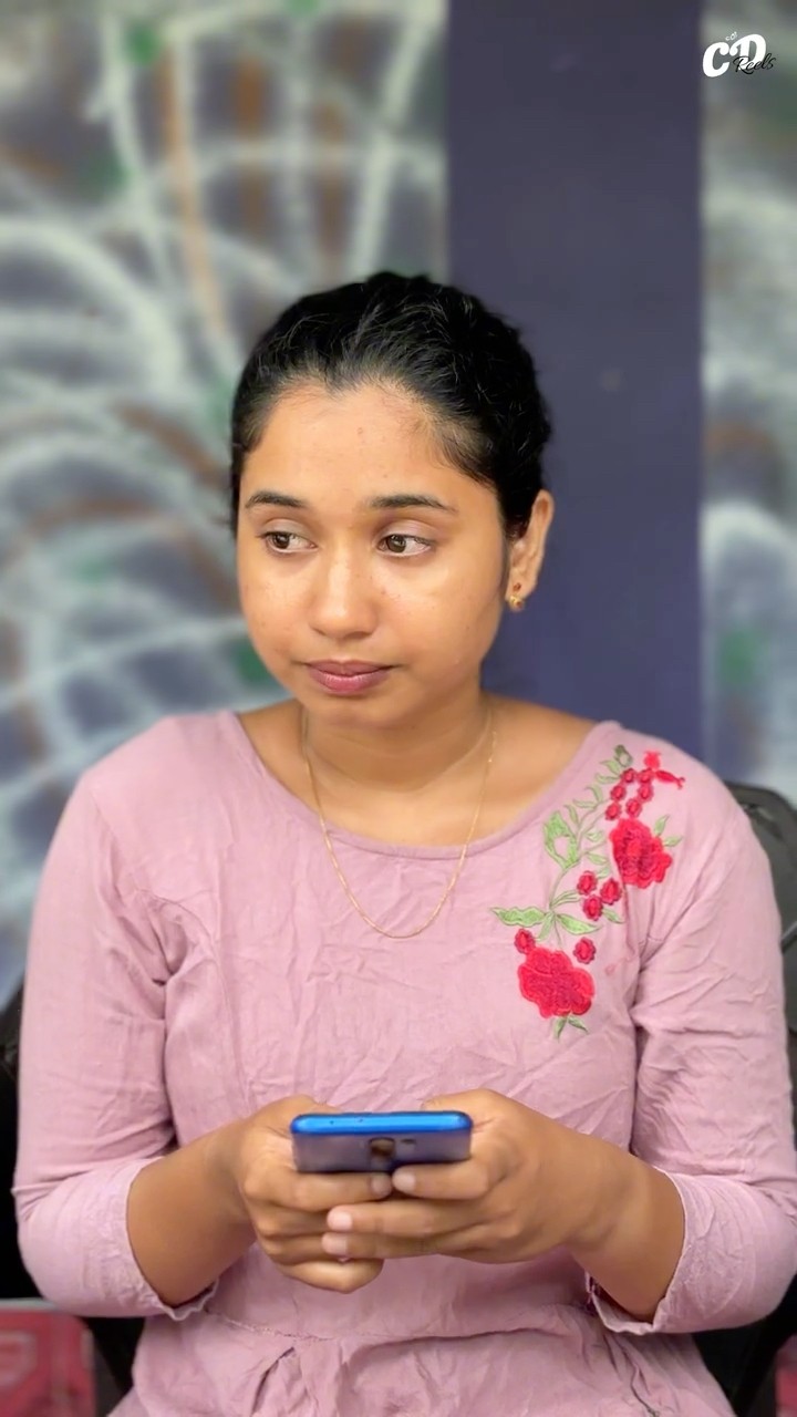 👨‍👩‍👧‍👦 കുടുംബം - ShareChat