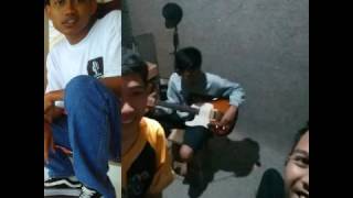 Video thumbnail of "Mampu Berharap _ SKATEMOM"