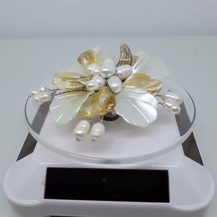 Bros Mutiara Kerang Bunga Mawar Putih Gold 01