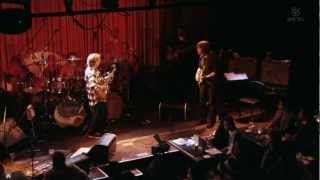 LEE RITENOUR & MIKE STERN "Lay It Down" chords
