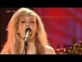 ELLIE GOULDING - This Love @ New Pop Festival 2010