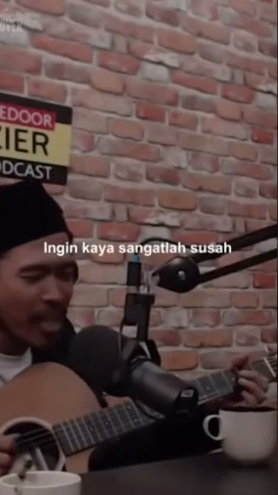 binggung jadi manusia yang manusia 🤔 #binggung #musiclyrics #storywa #deddycorbuzier
